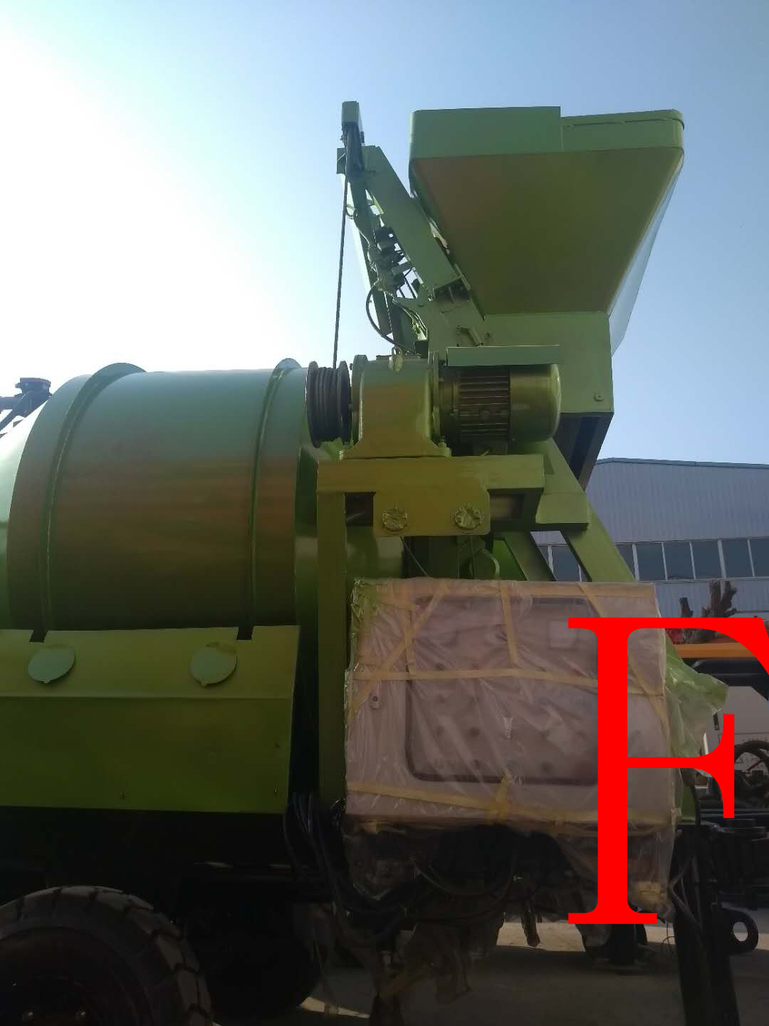 ع  C