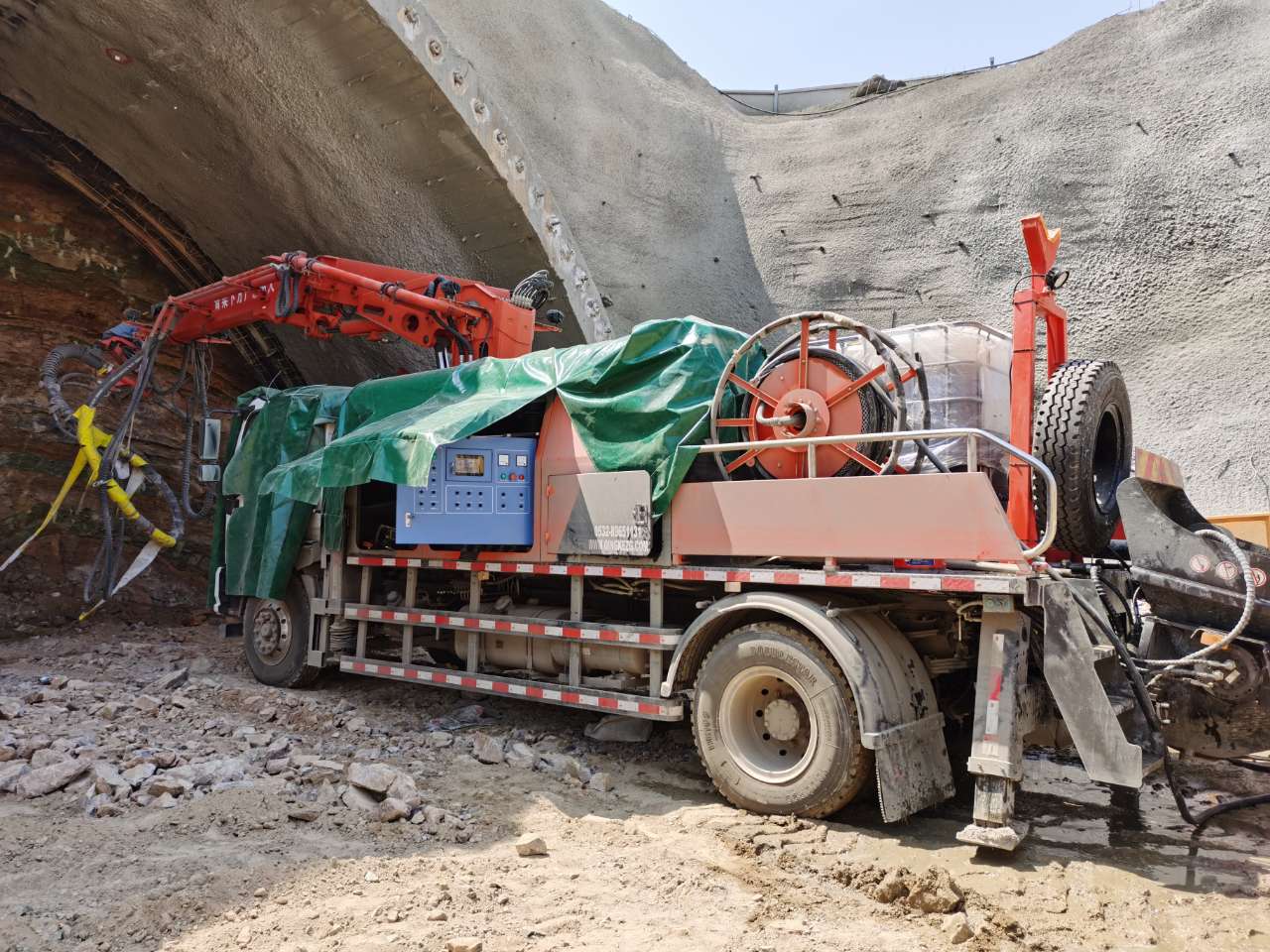 混凝土泵 青科重工 濕噴臺車